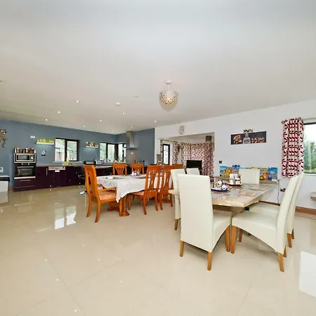 Privat bolig Moorepark West House